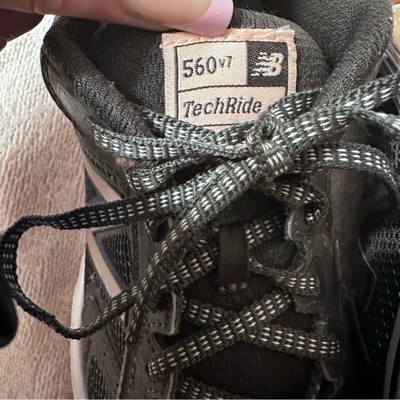 𝖴𝗌𝖾𝖽 𝖭𝖤𝖶 𝖡𝖠𝖫𝖠𝖭𝖢𝖤 𝗋𝗎𝗻𝗻𝗶𝗻𝗴 𝗌𝗁𝗈𝖾𝗌 𝖲𝖨𝖹𝖤 9 𝖡 - Picture 4 of 7